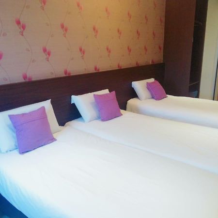Remember Hotel Bukit Gambir Екстериор снимка