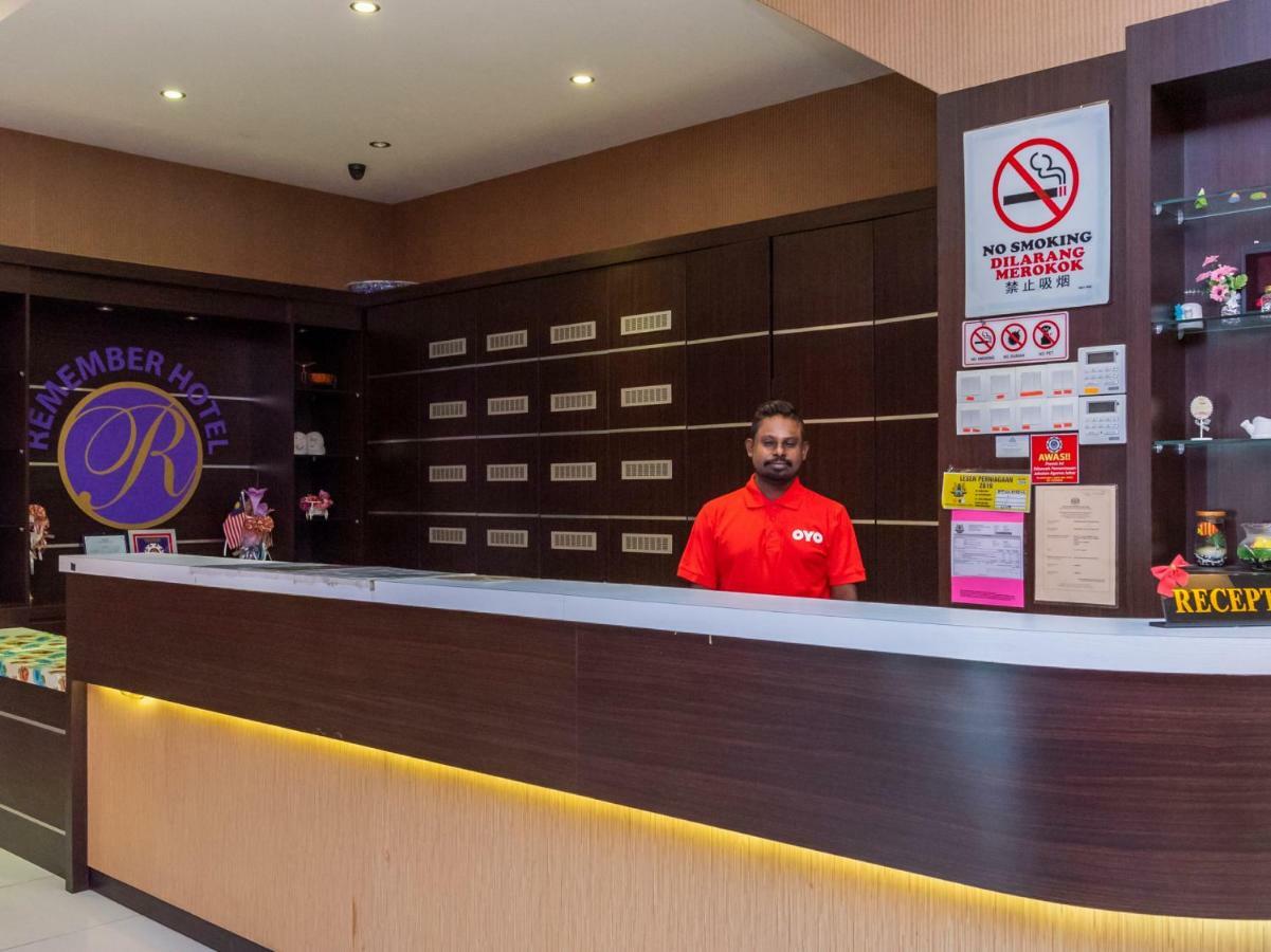 Remember Hotel Bukit Gambir Екстериор снимка