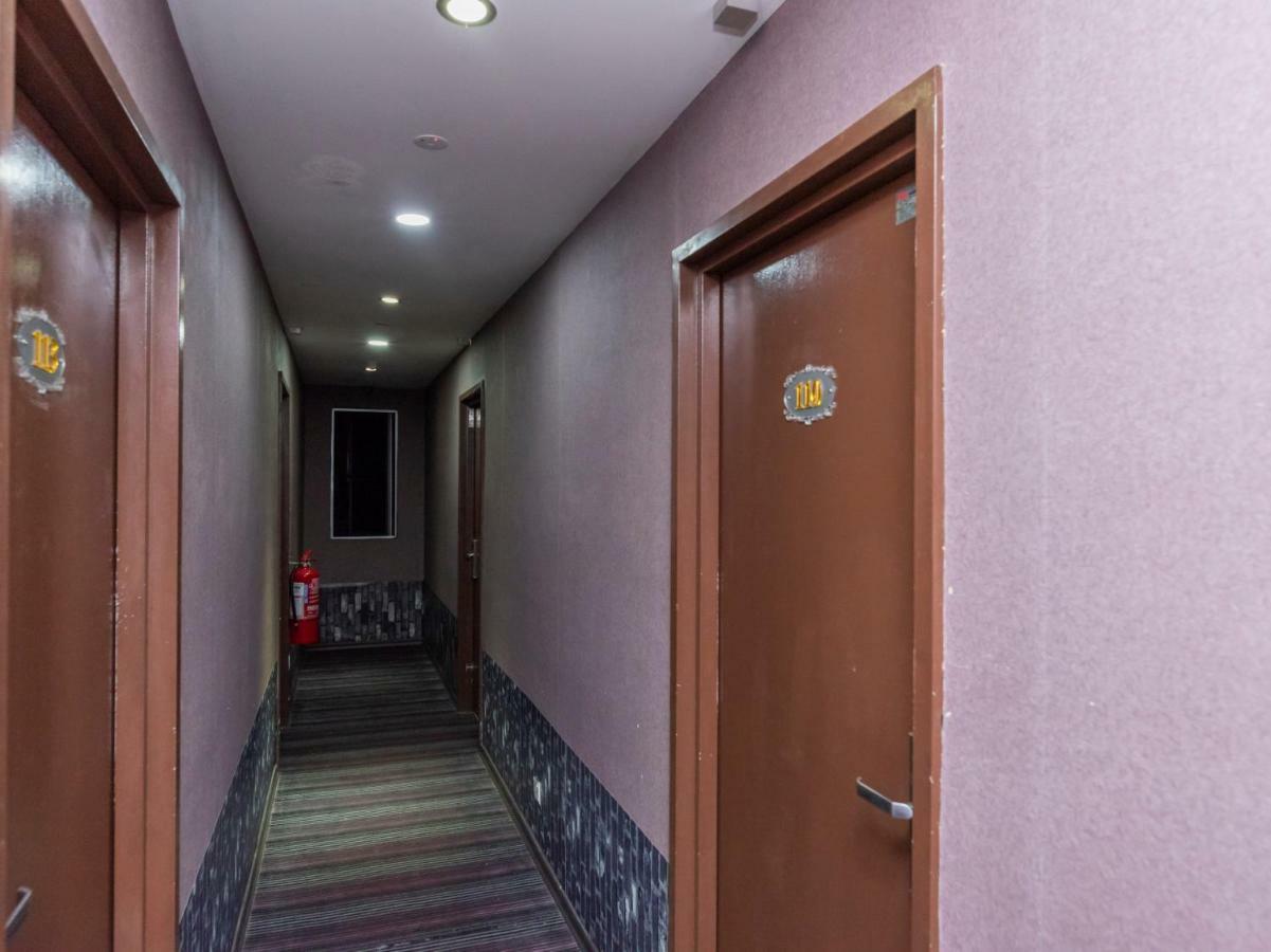 Remember Hotel Bukit Gambir Екстериор снимка